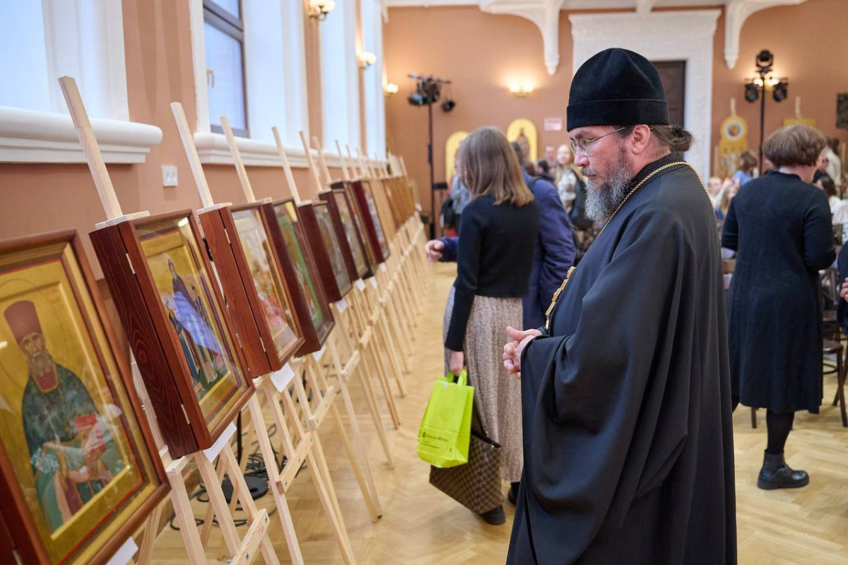 Открытие выставки современных иконописных школ России «Небесная лазурь»